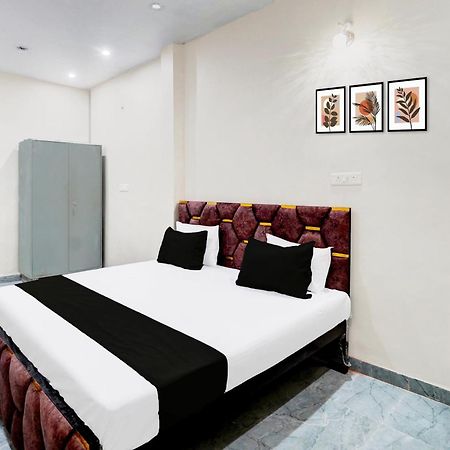 Hotel O Laxmi Guest House 瓦拉纳西 外观 照片